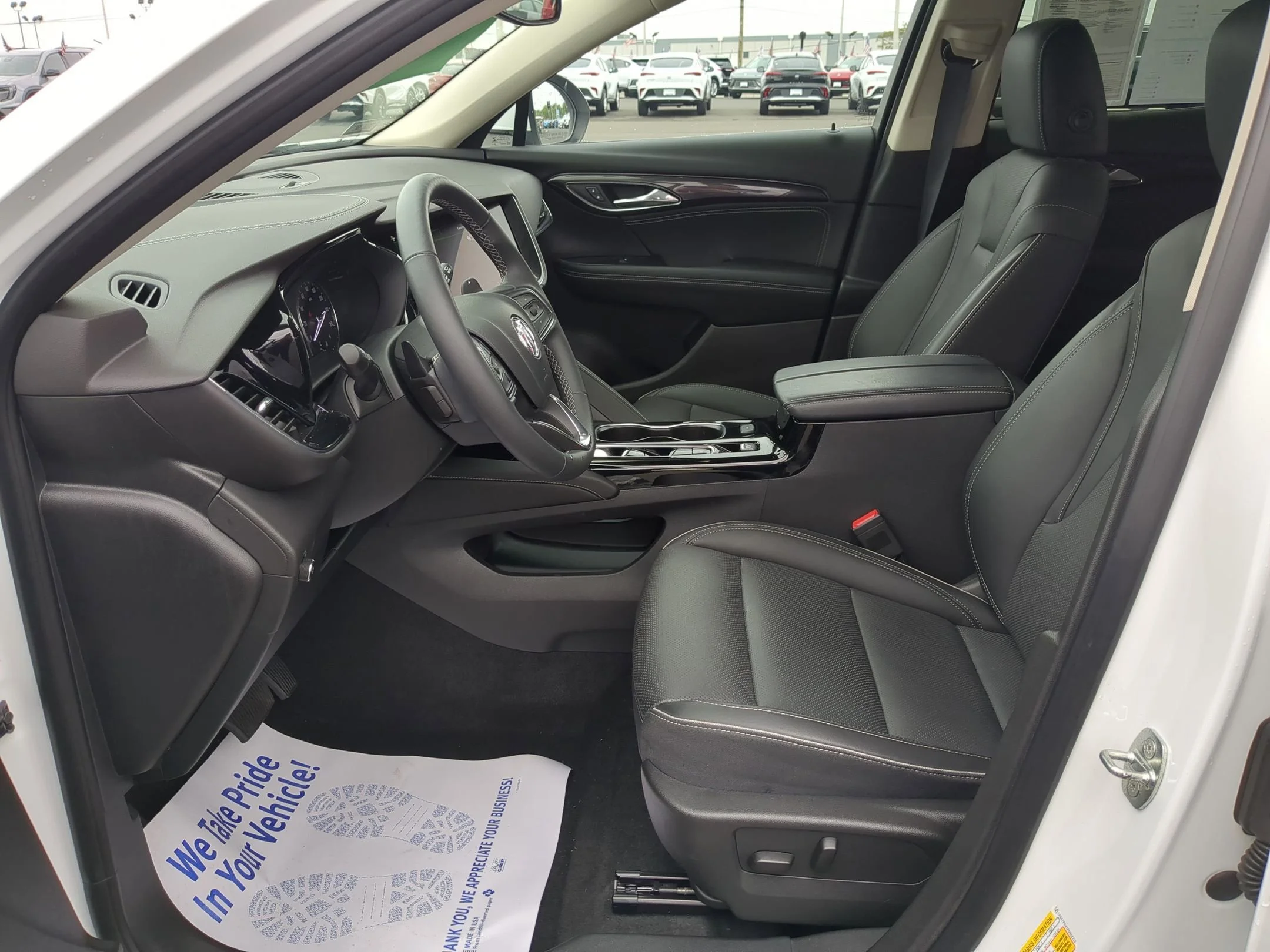Used 2023 Summit White Buick Essence image 18