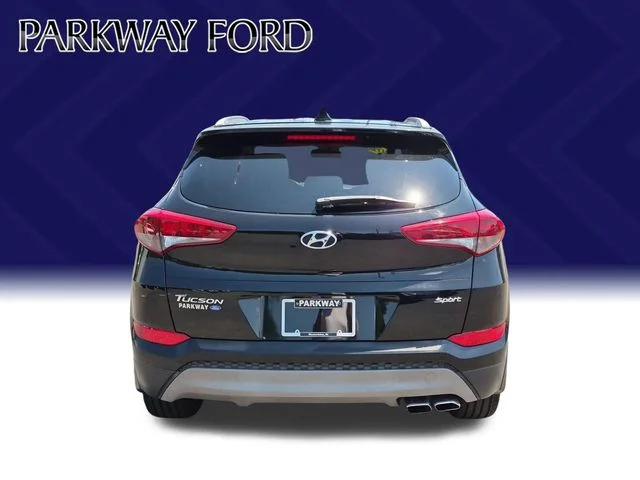 Used 2018 Black Hyundai Sport image 4