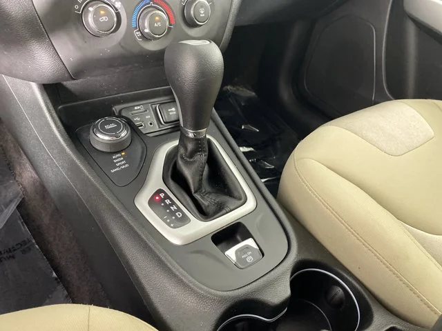 Used 2017 Silver Jeep Sport image 26