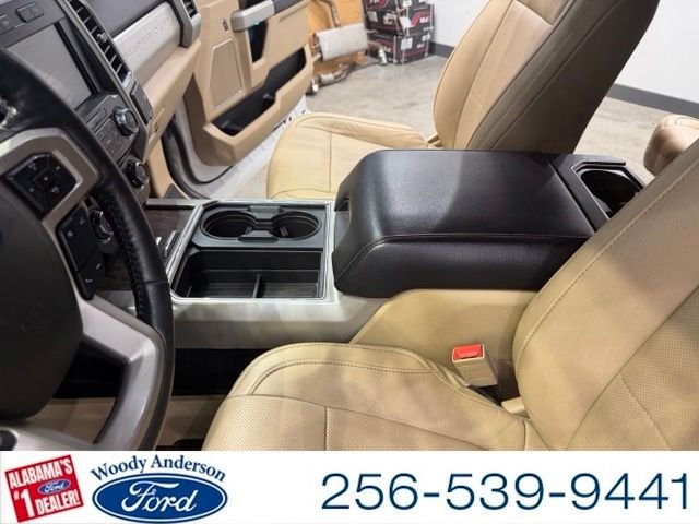 Used 2018 Oxford White Ford Lariat image 17