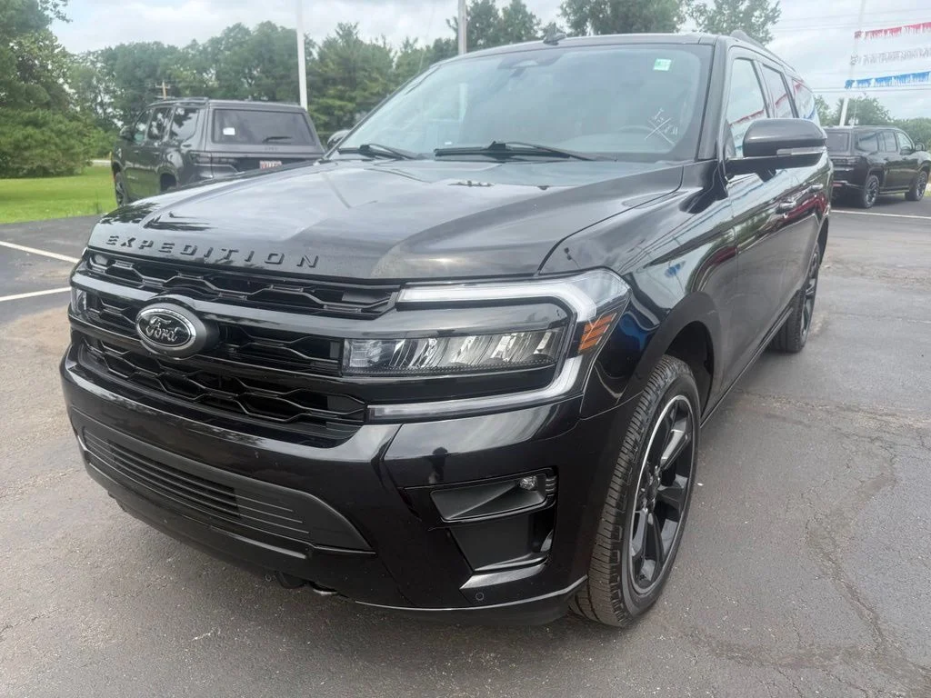 Certified Used 2022 Black Ford Limited image 9