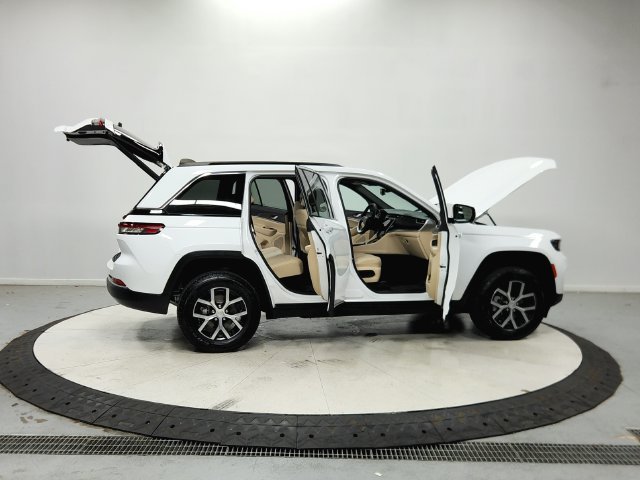 Used 2024 White Jeep Limited image 46