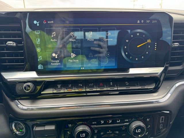 Used 2024 Summit White Chevrolet High Country image 33