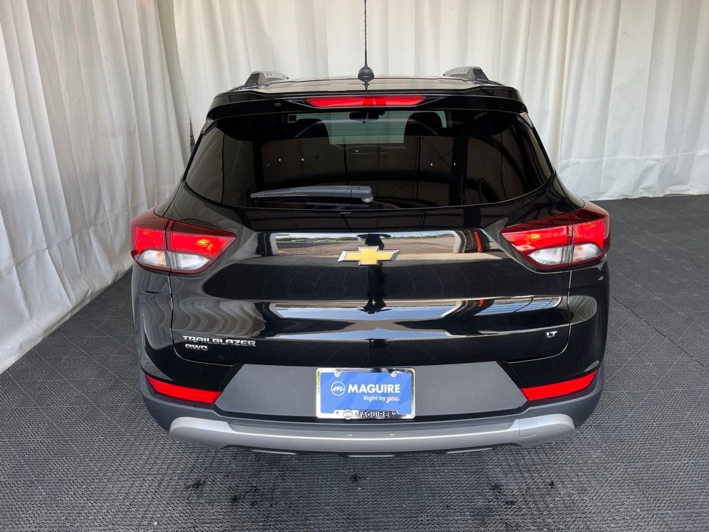 Used 2022 Black Chevrolet LT image 29
