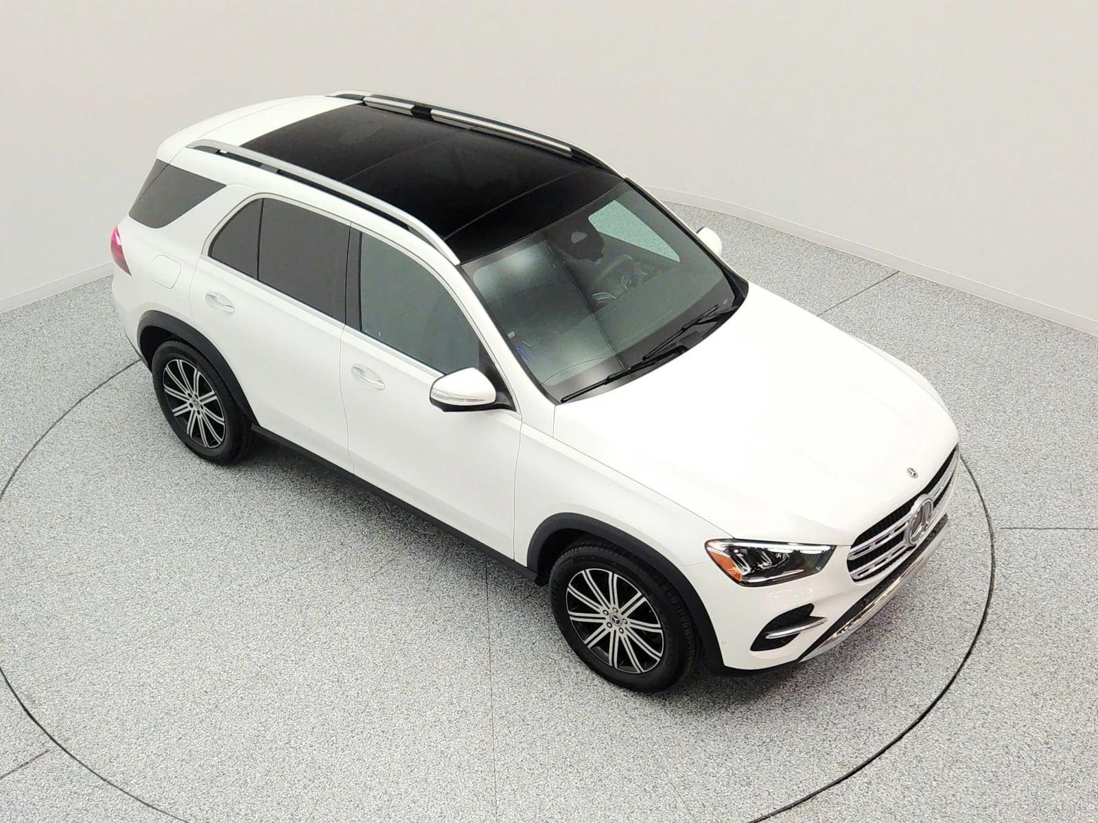Certified Used 2024 Polar White Mercedes-Benz GLE 350 4MATIC® SUV image 25