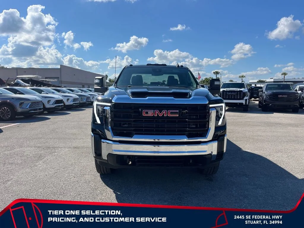 New 2025 Onyx Black GMC Pro image 6