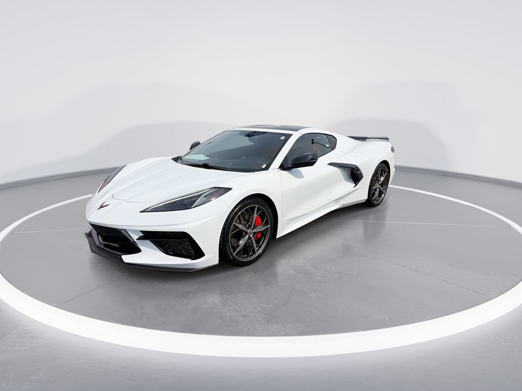 Used 2020 White Chevrolet Stingray image 4