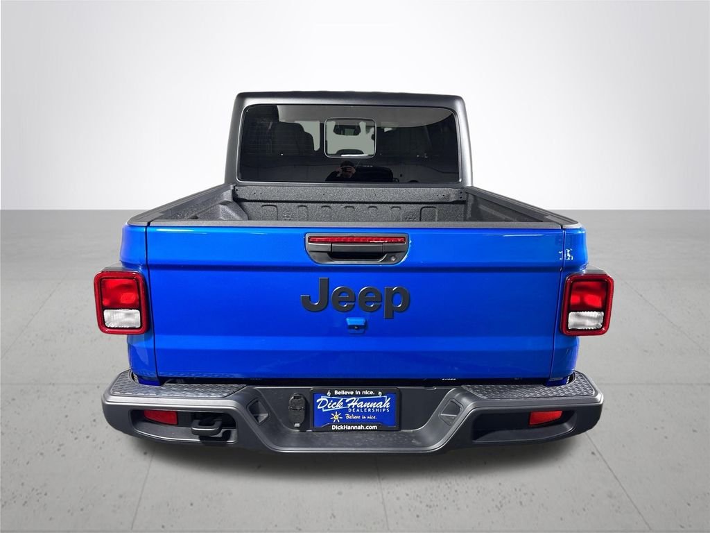 New 2026 Hydro Blue Pearl-Coat Exterior Paint Jeep Sport S image 7