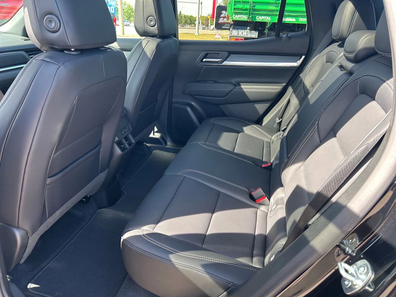New 2027 Ebony Twilight Metallic GMC AWD Elevation image 19
