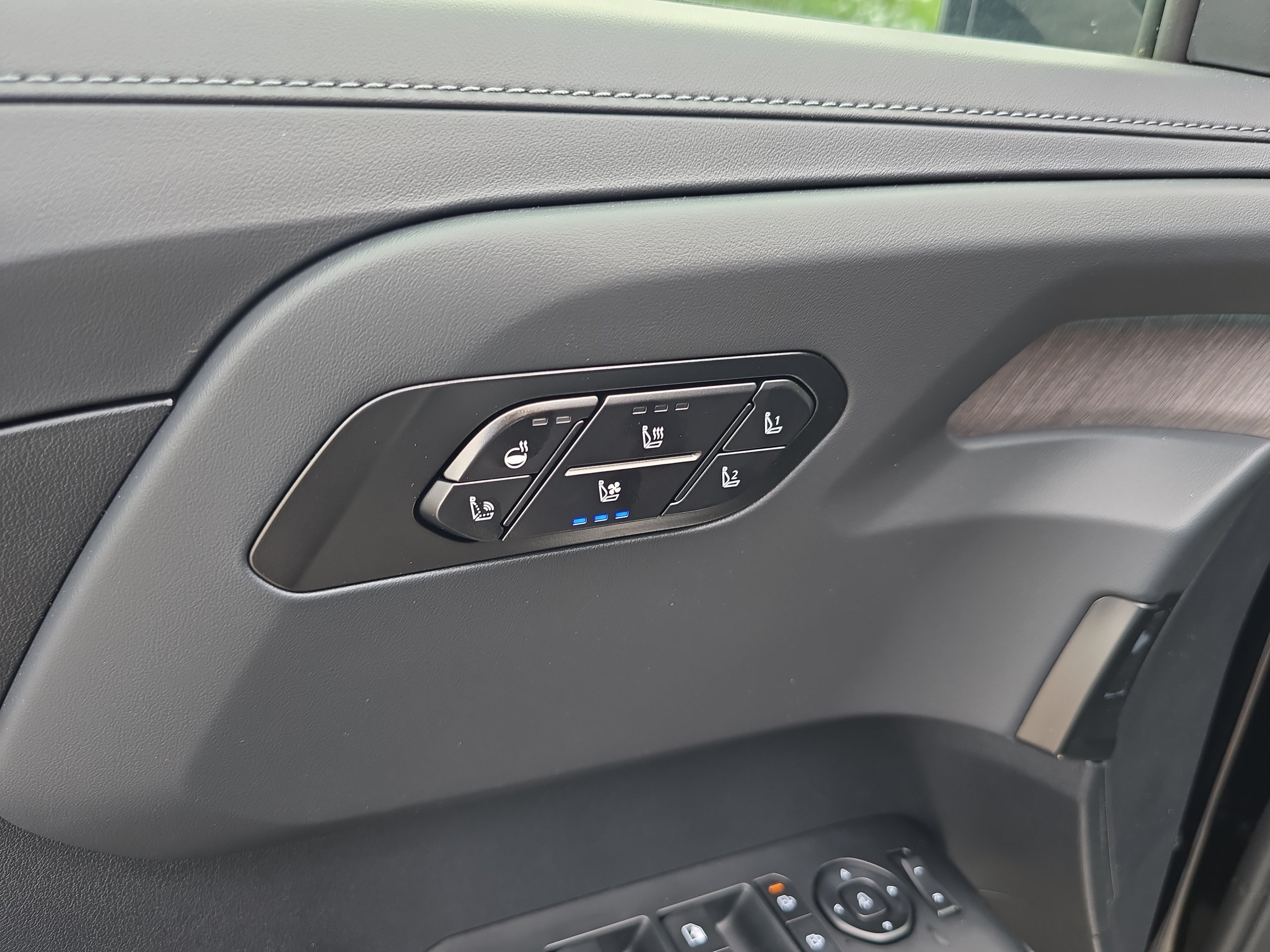 New 2027 Ebony Black Kia X-LINE SX PRESTIGE image 19