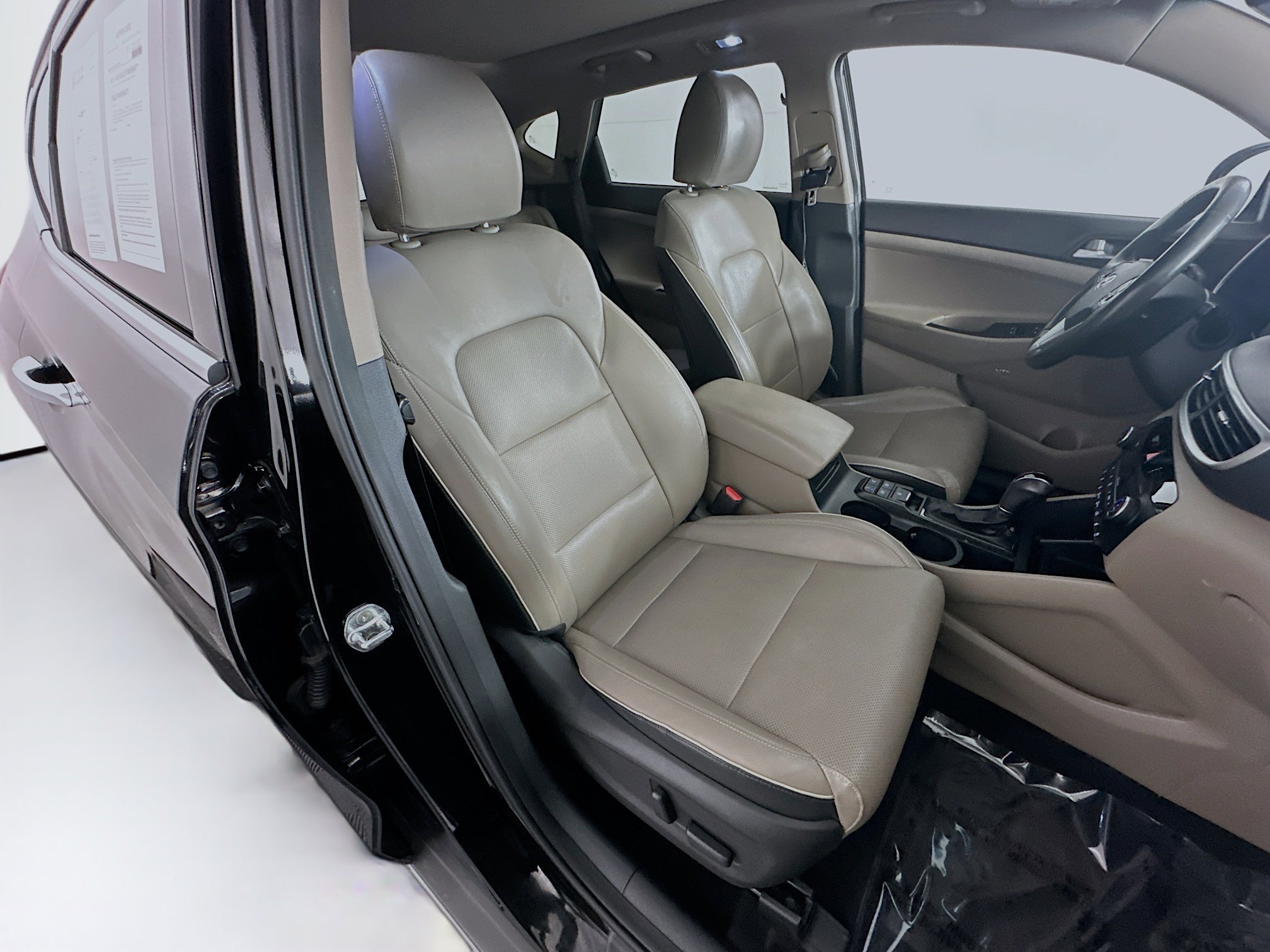 Used 2021 Black Noir Pearl Hyundai Ultimate image 28