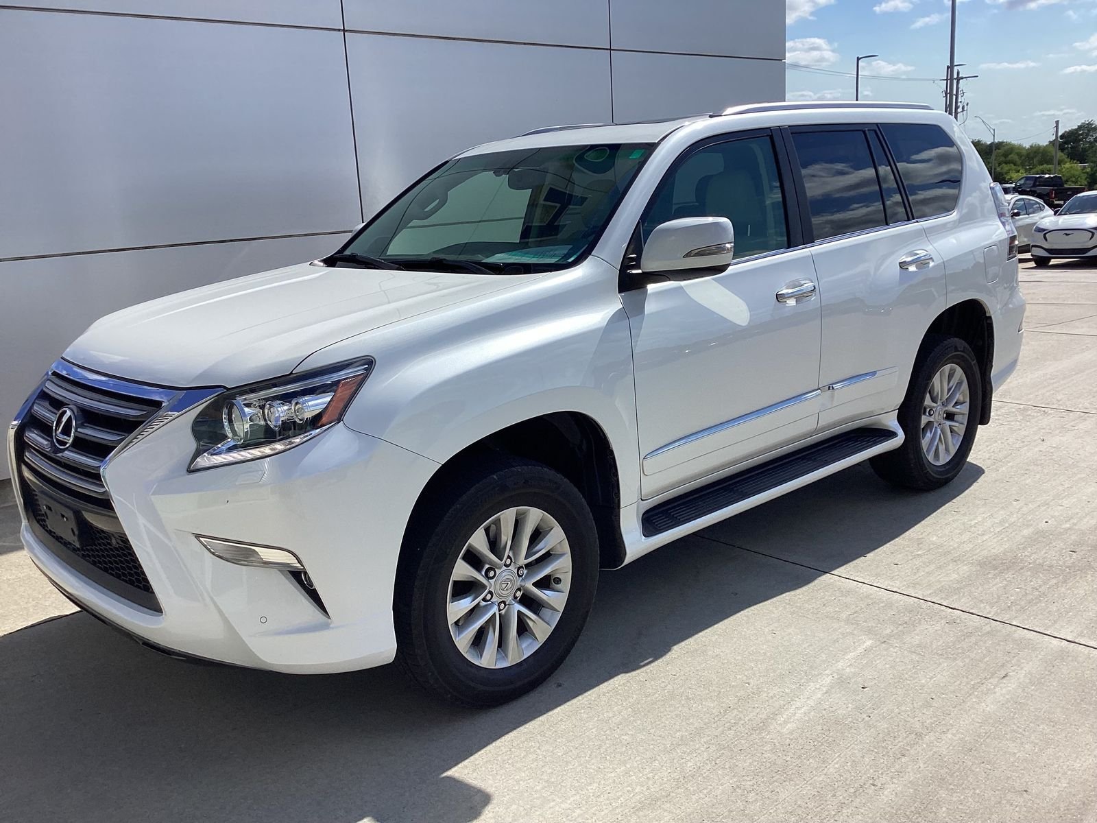 2017 Lexus GX 460 460's photo