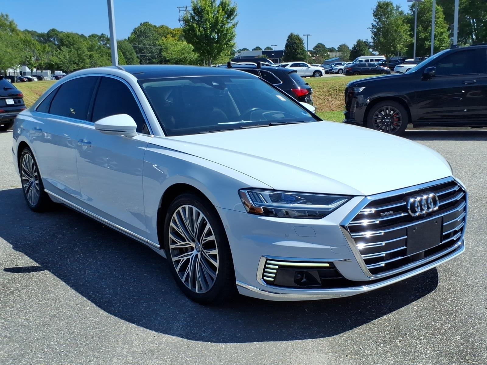 Used 2020 Glacier White Metallic Audi  image 5