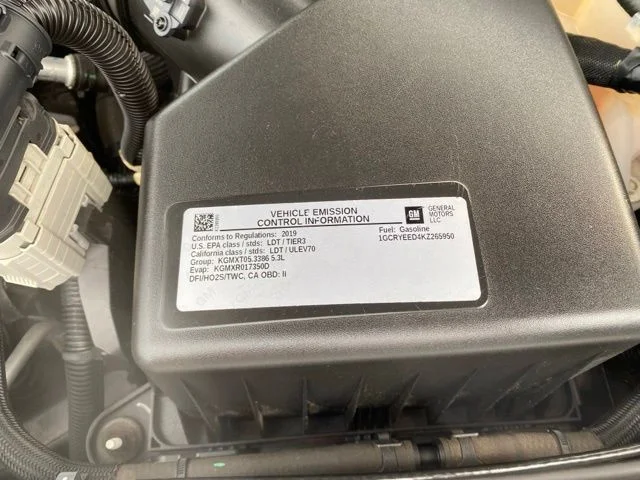 Used 2019 White Chevrolet RST image 27