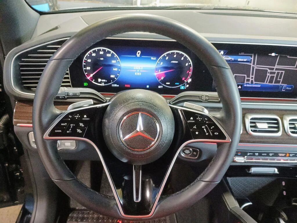 Used 2025 Black Mercedes-Benz GLE 350 image 10