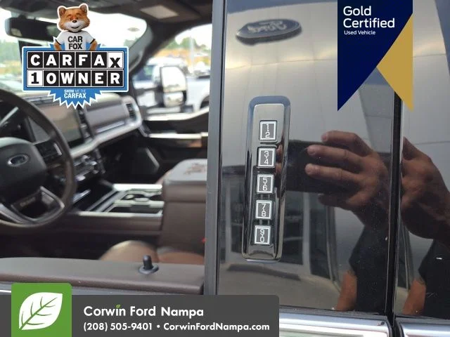 Used 2024 Gray Ford King Ranch image 23