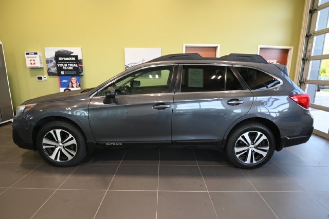 Used 2018 Gray Subaru 2.5i image 10