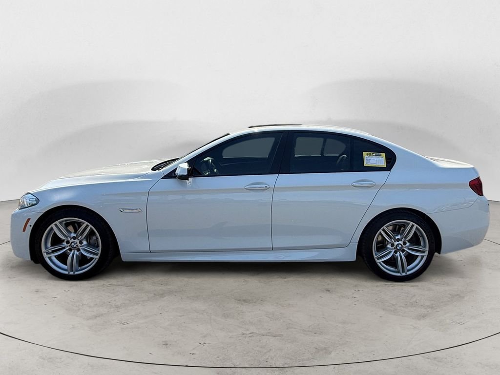 Used 2016 White BMW 550i xDrive image 2