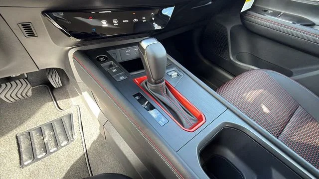 2026 Nissan KICKS SR AWD - Photo 23