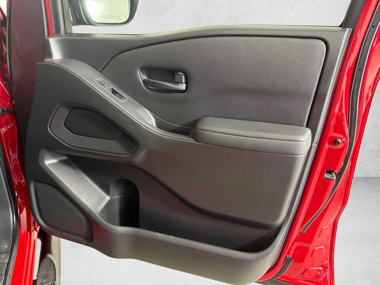 Used 2022 Red Alert Nissan S image 14