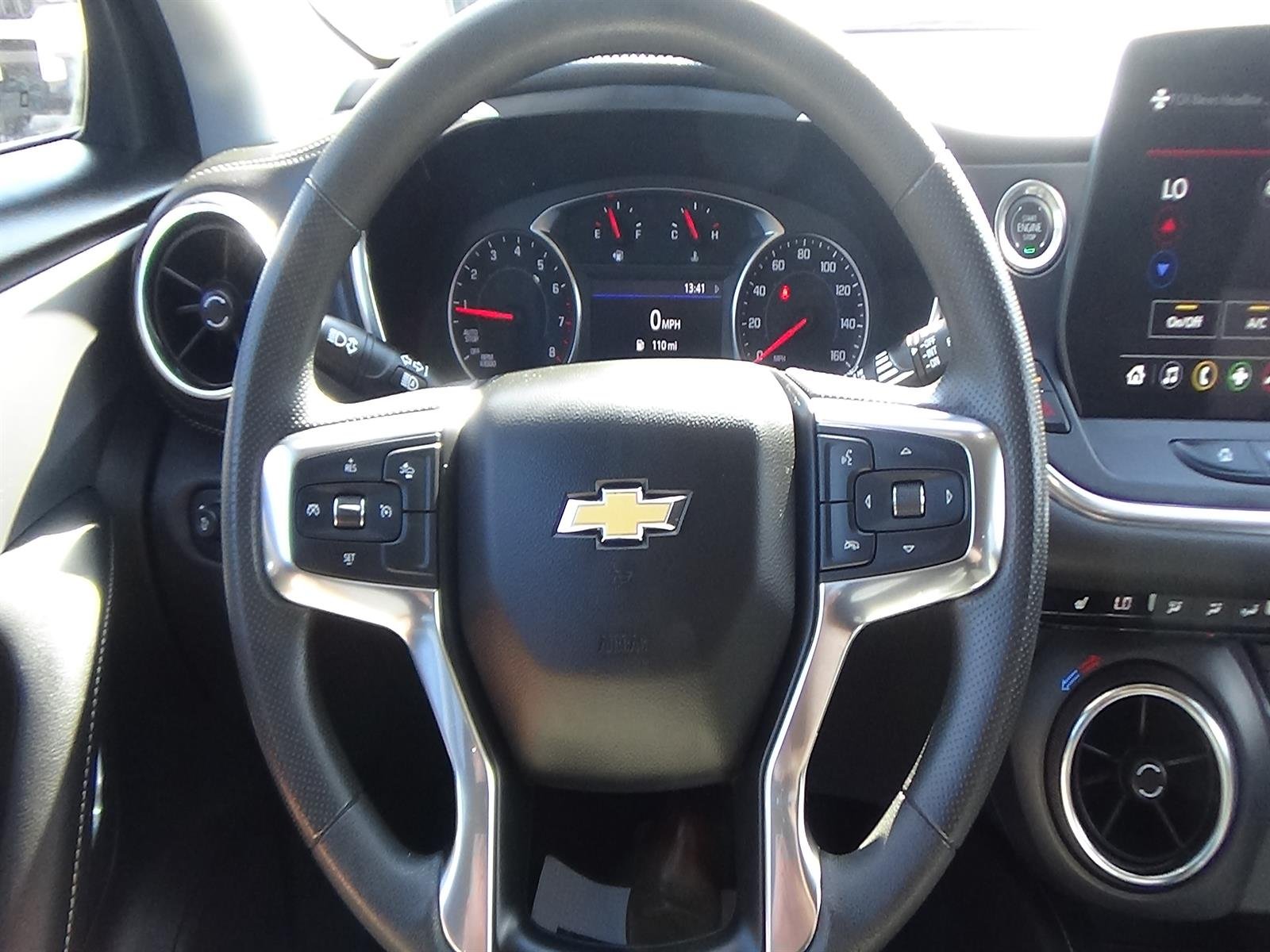 Used 2025 Black (gba) Chevrolet LT image 19