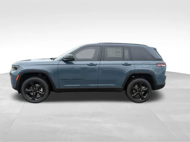 New 2026 Steel Blue Exterior Paint Jeep Limited image 5