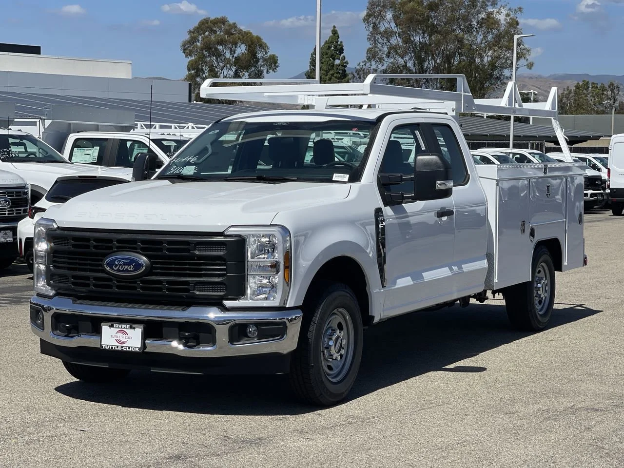 New 2026 Oxford White Ford  image 3