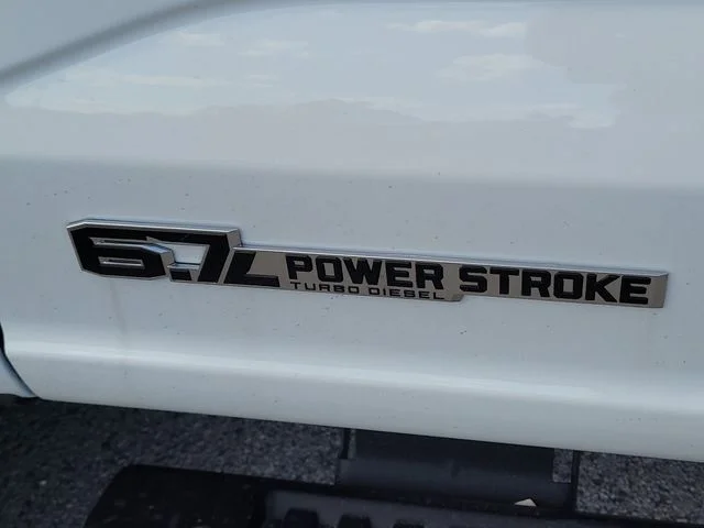 New 2026 Oxford White Ford XL image 10