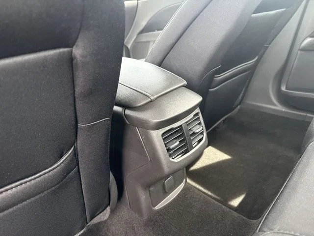 Used 2013 Red Ford SE image 23