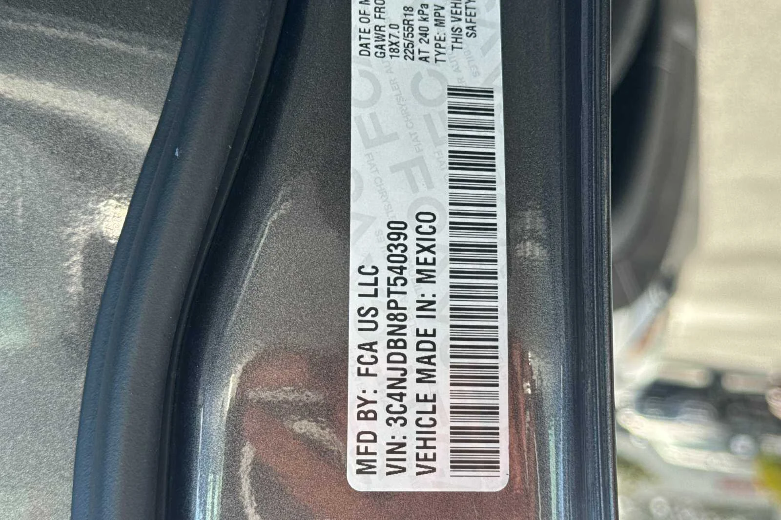 Used 2023 Gray Jeep Latitude image 27