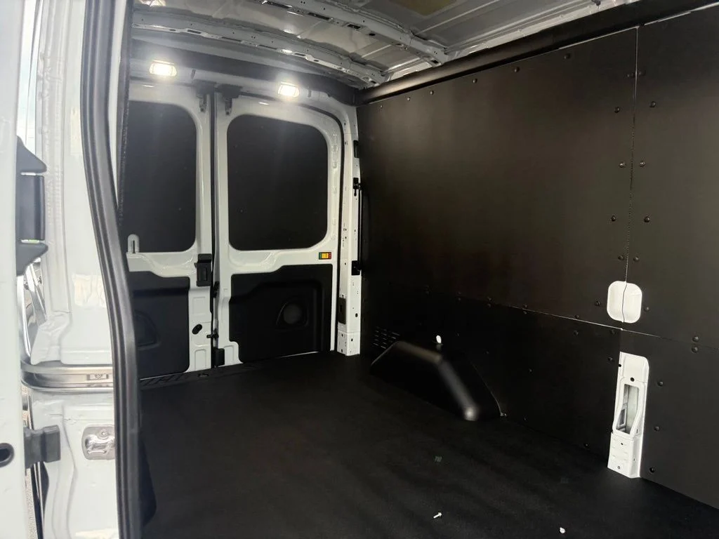 New 2026 Oxford White Ford Cargo Van image 43