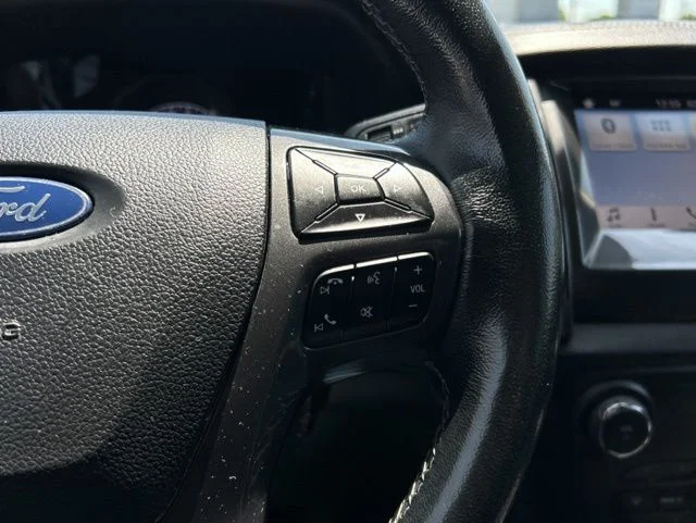 Used 2019 Magnetic Ford Lariat image 36