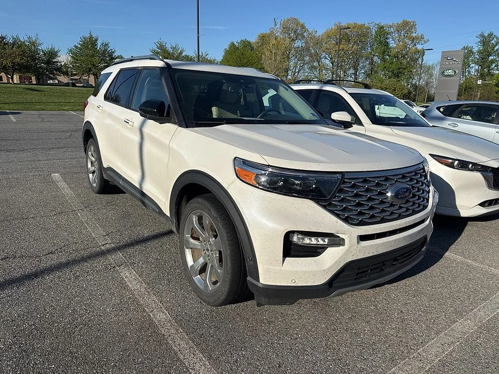 2020 Ford Explorer Platinum 4WD's photo