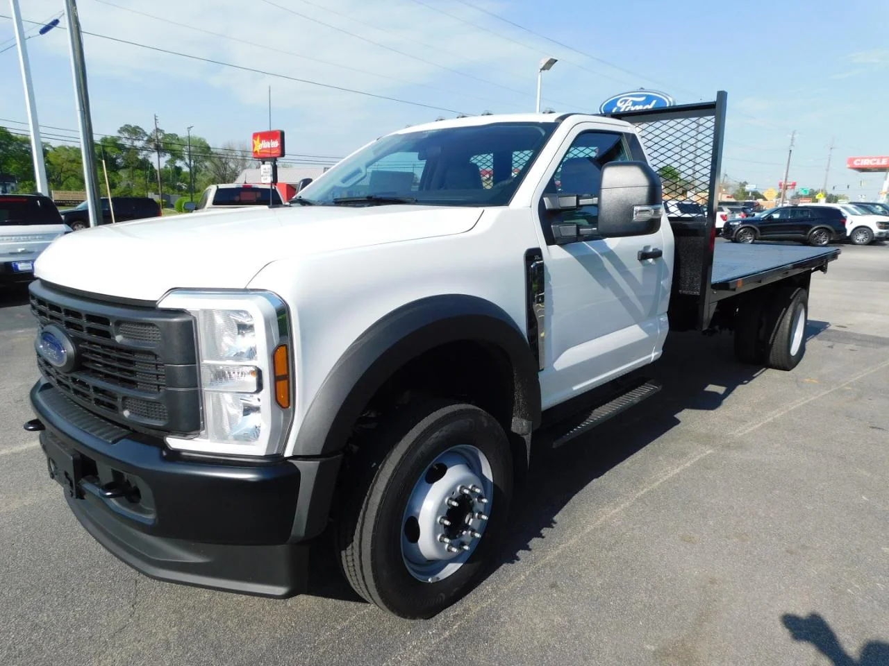 New 2025 Oxford White Ford F-450® XL image 4