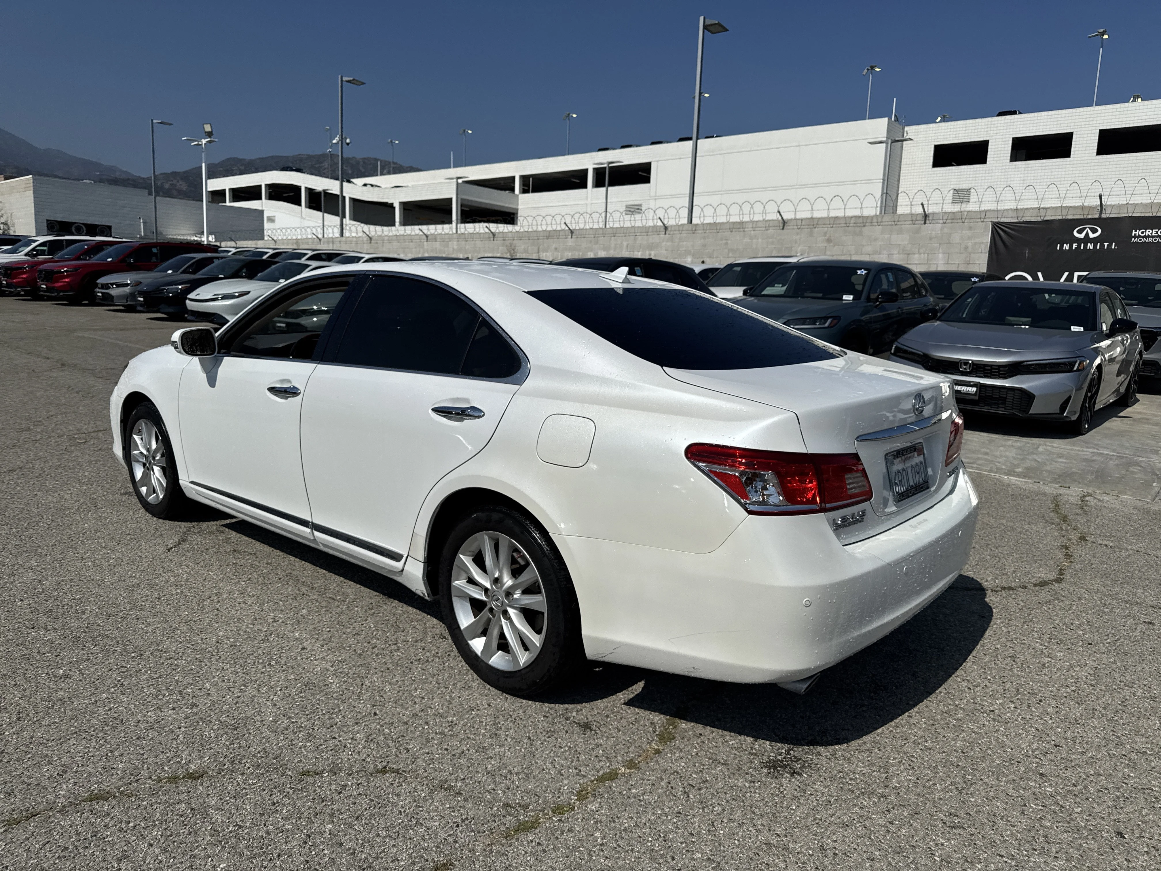 Used 2011 Starfire Pearl Lexus 350 image 5