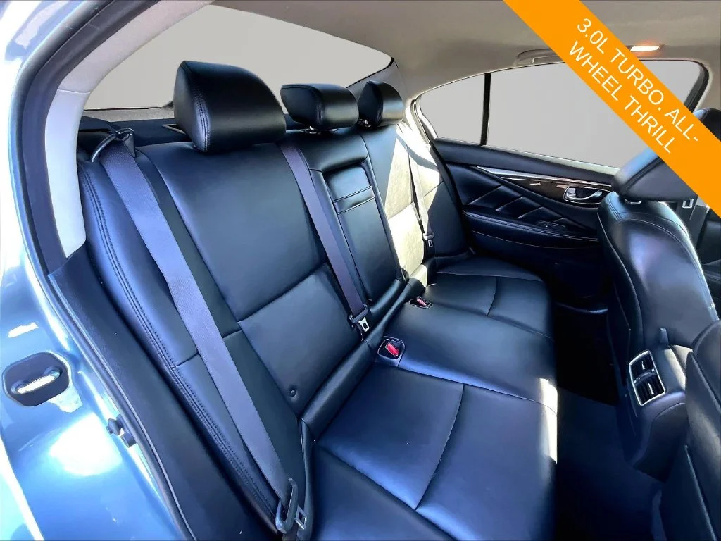 Used 2018 Blue INFINITI 3.0t LUXE image 25