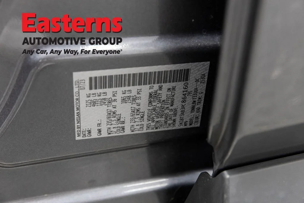 Used 2023 Gray Nissan S image 36