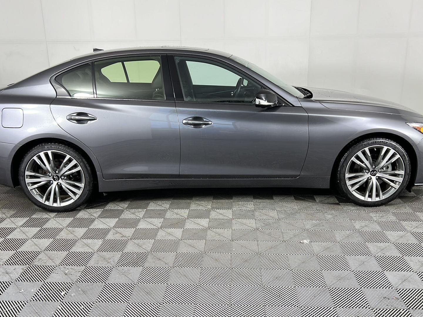 Used 2023 Graphite Shadow INFINITI SENSORY image 3