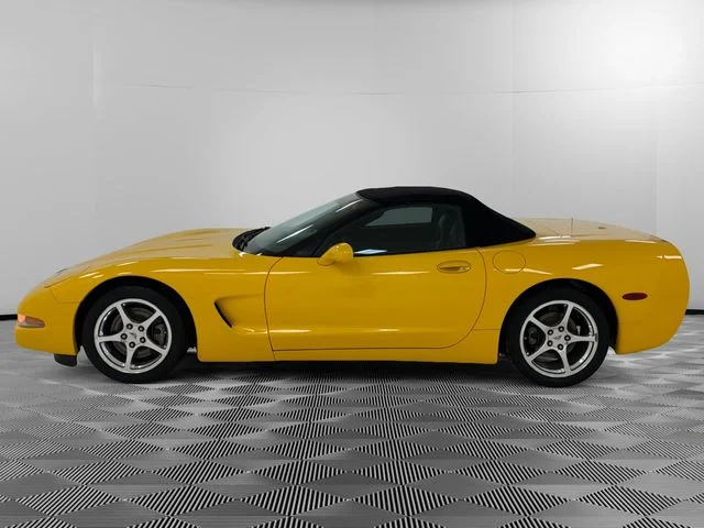 Used 2003 Yellow Chevrolet CONVERTIBLE image 5