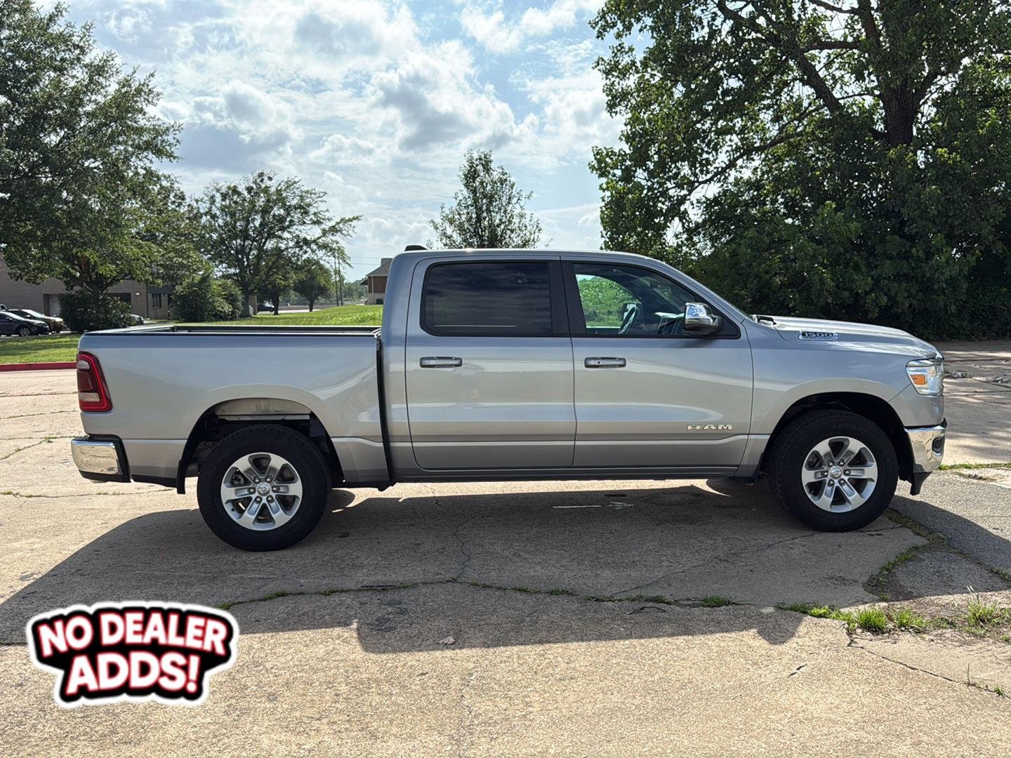 Used 2023 Billet Silver Metallic Clearcoat Ram Laramie image 8