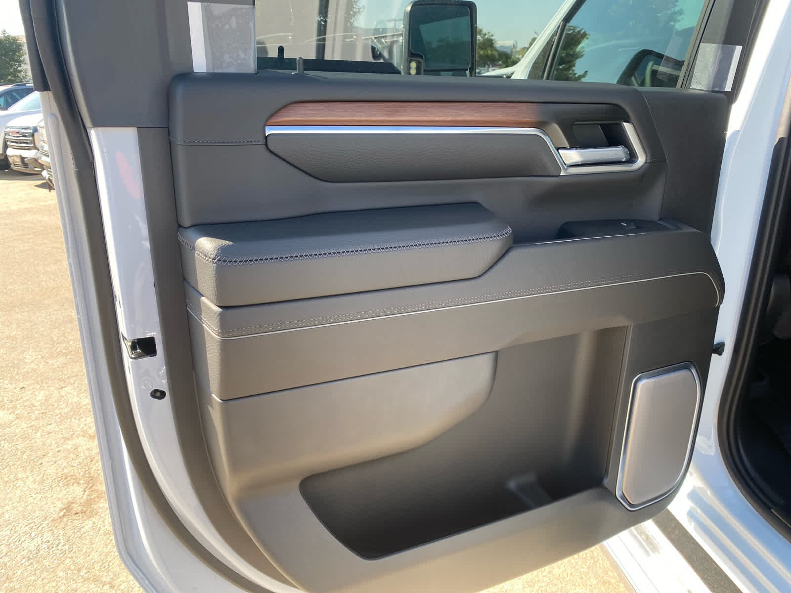 2026 GMC Sierra 2500HD Denali - Photo 21
