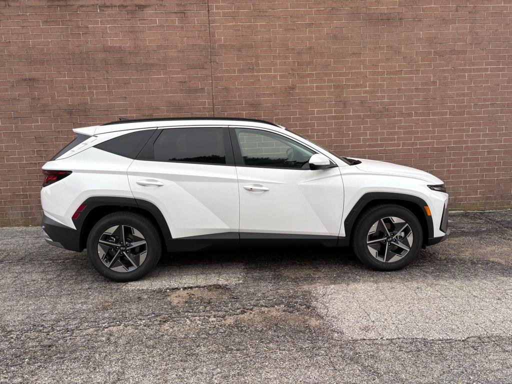 New 2026 Serenity White Pearl Hyundai SEL FWD image 6