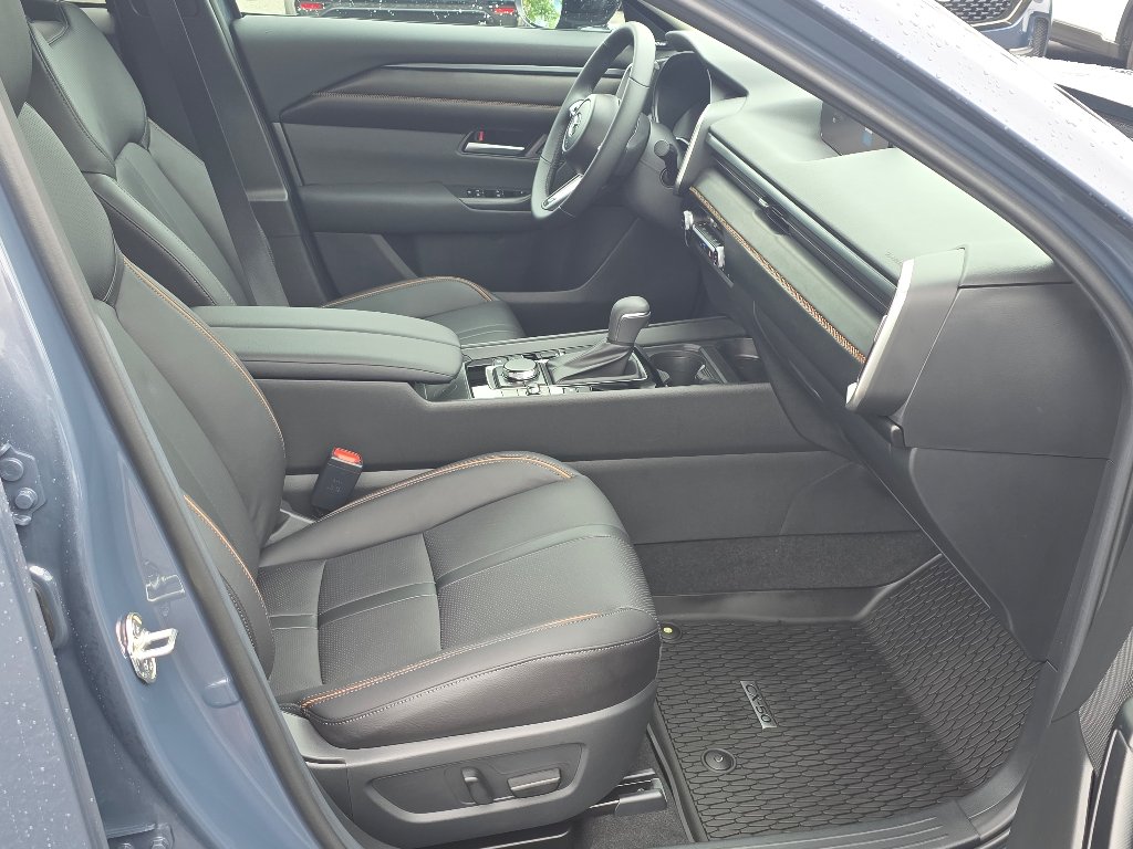 Certified Used 2026 Polymetal Gray Metallic Mazda Premium image 22