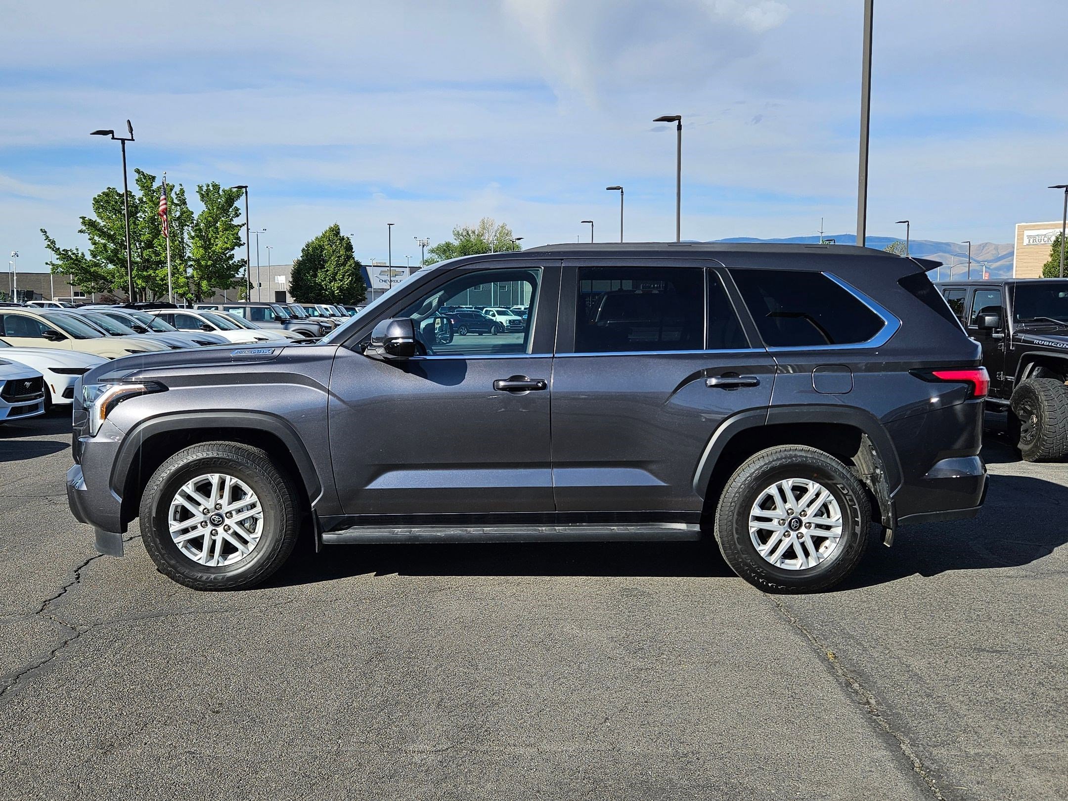 Used 2025 Magnetic Gray Metallic Toyota SR5 image 7