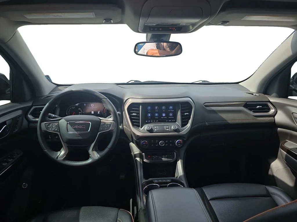 Used 2023 Silver GMC AT4 image 2
