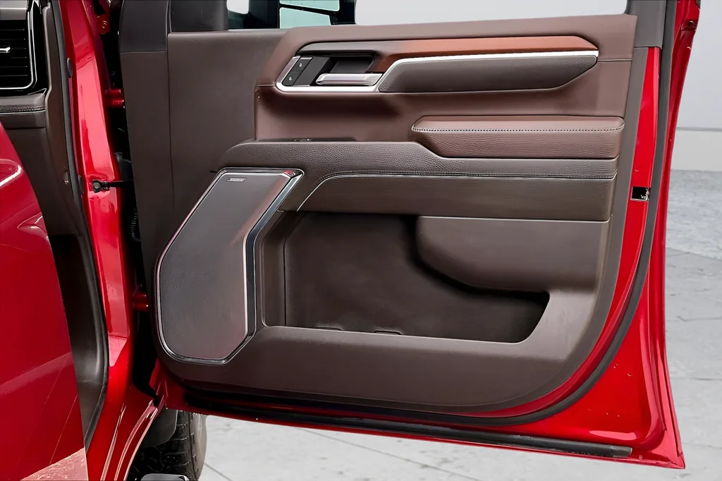 Used 2024 Red GMC Denali image 28