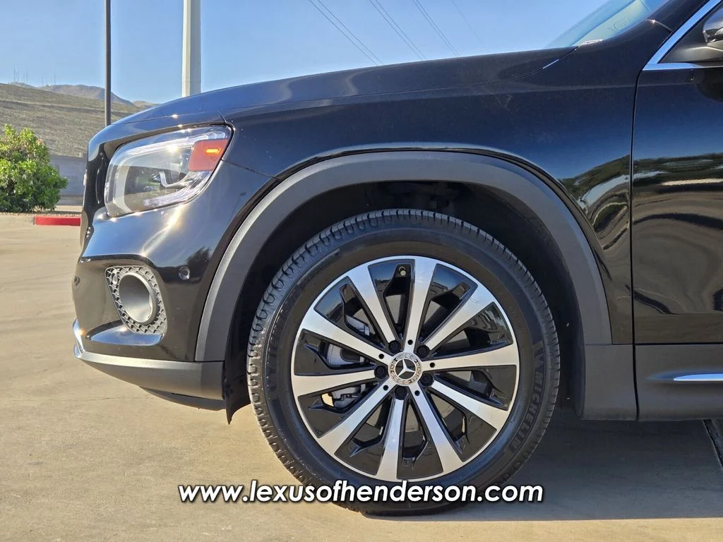 Used 2022 Black Mercedes-Benz GLB 250 image 8