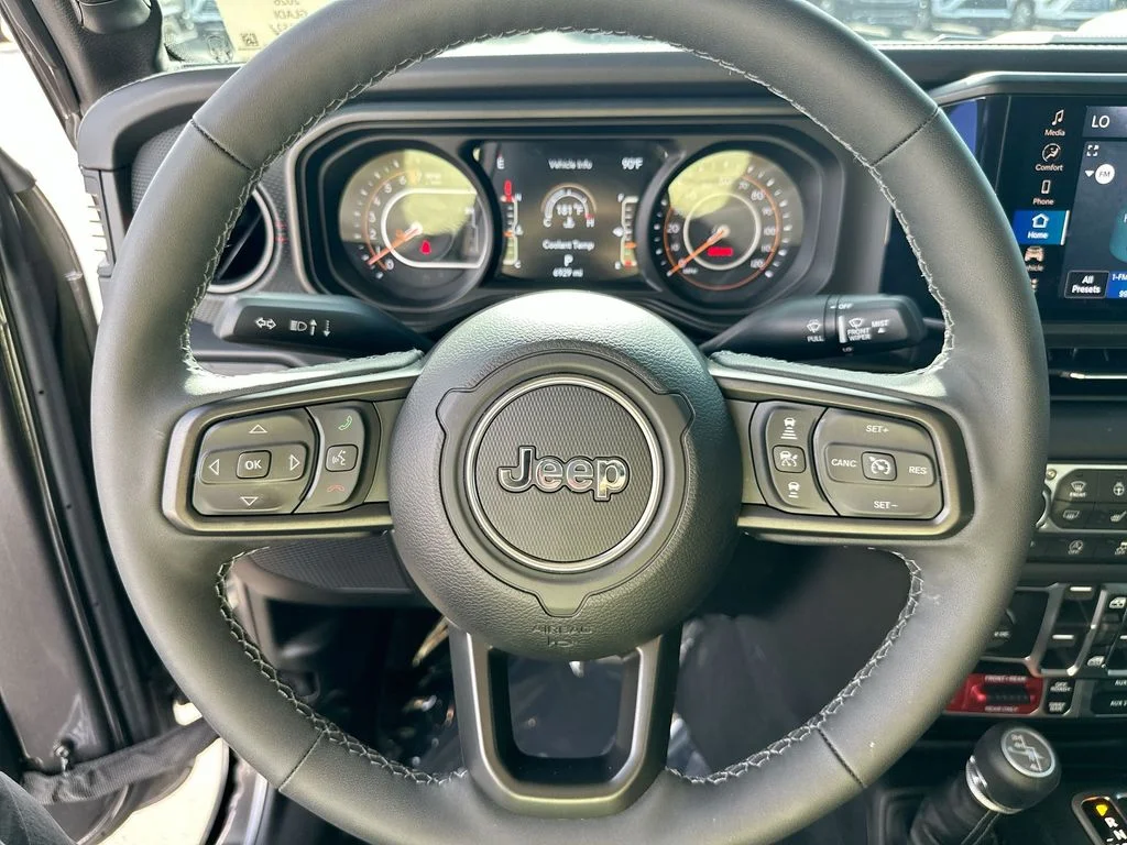 Used 2026 Gray Jeep Rubicon image 4