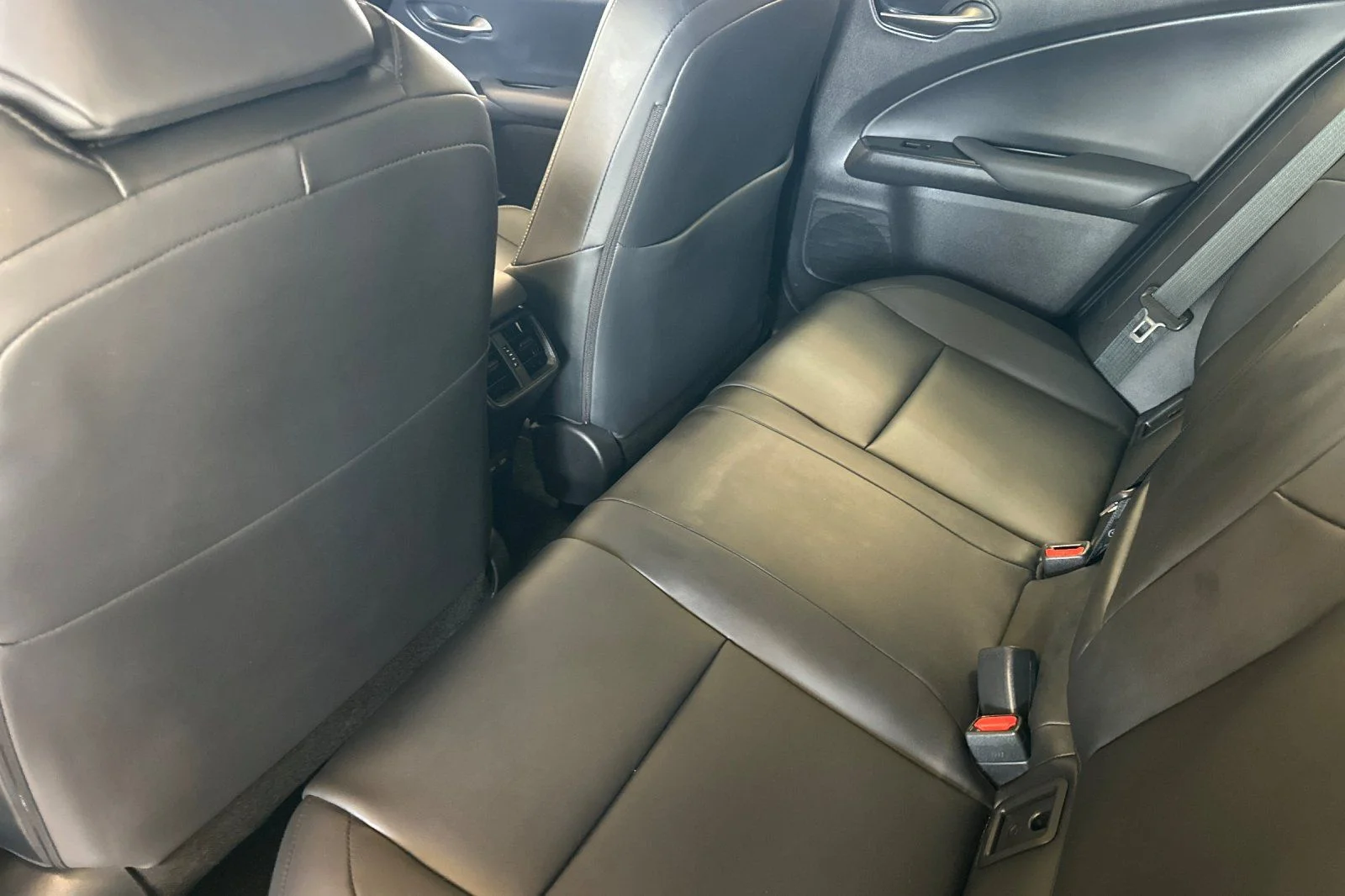 Used 2025 Gray Lexus 300h image 9