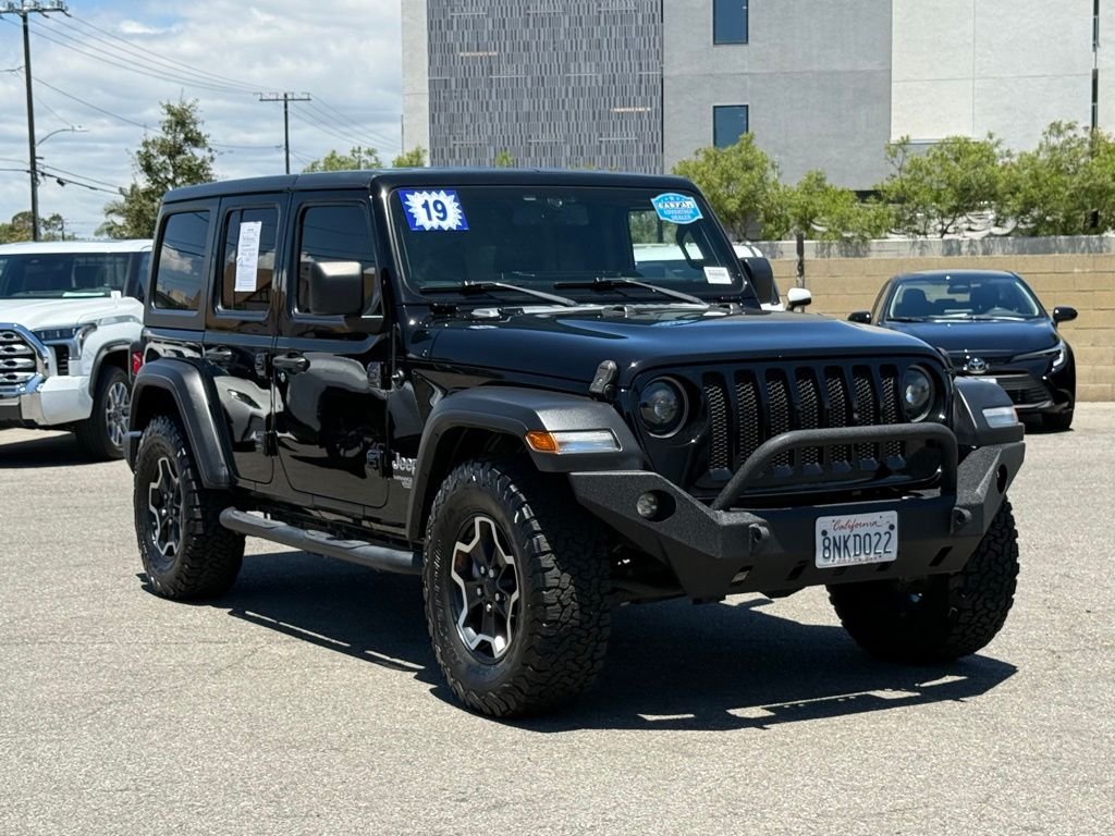 2019 Jeep Wrangler Sport S's photo